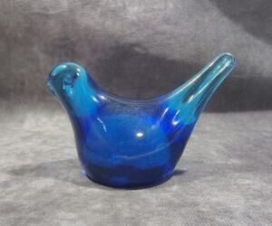 Vintage Bluebird of Happiness Art Glass